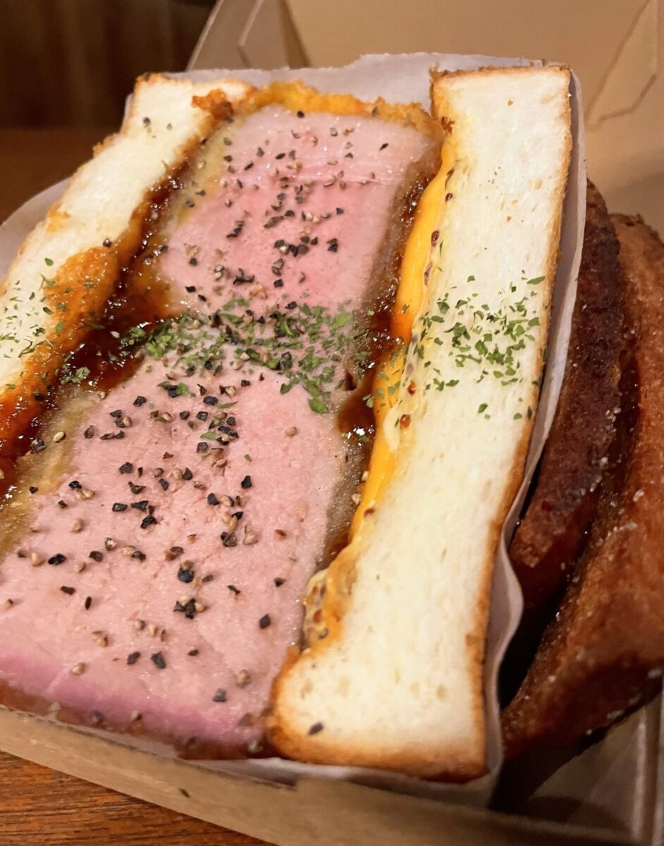 大阪とんかつ　かつサンド梅田店（旧店名ちよ松）