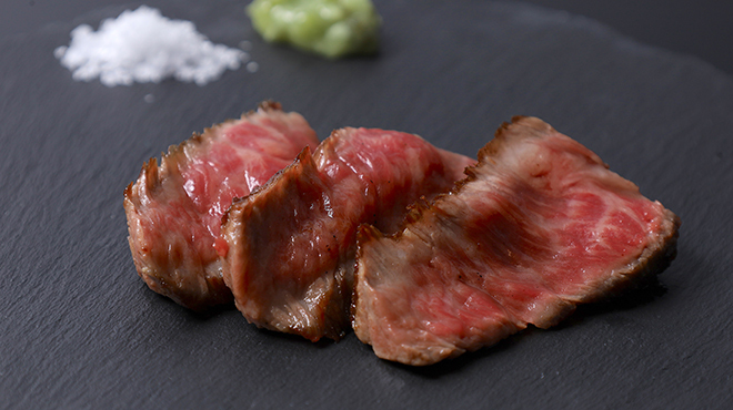 北新地肉料理NiiKu