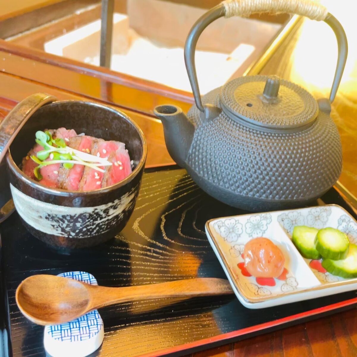 まる屋
